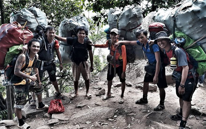 Bị đổ lỗi phá hoại cảnh quan, phượt thủ lên tiếng: 'Nói thế oan lắm, chúng tôi chỉ bảo vệ' Ảnh 2