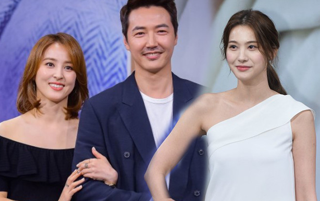 Han Hye Jin và Yoo In Young khoe sắc bên Yoon Sang Hyun tại họp báo 'Let’s Watch The Sunset' Ảnh 2