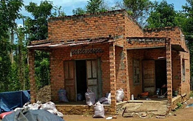 Vụ vợ chồng chủ vườn tiêu thương vong: Chồng chém vợ tử vong rồi dùng kéo tự sát Ảnh 2