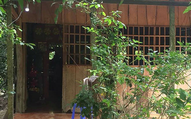 Kẻ lạ mặt nửa đêm cạy cửa đâm chồng tử vong, vợ bị thương nặng Ảnh 2