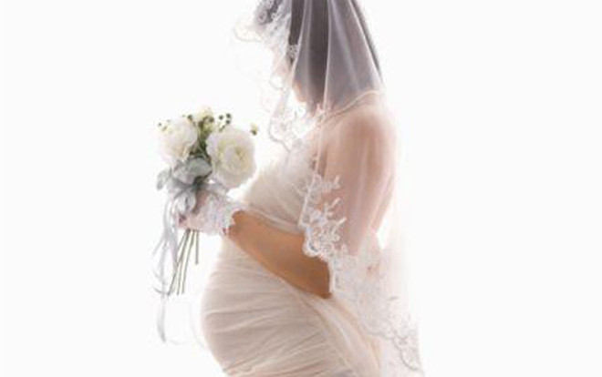 Con gái thông báo có bầu trước khi cưới, phản ứng bất ngờ của bố đẻ khiến nhiều người ước ao Ảnh 2