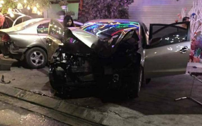 Xe ô tô gây tai nạn kinh hoàng, 6 người thương vong Ảnh 2