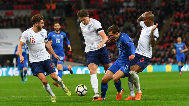 Trọng tài người Đức dùng công nghệ VAR giúp Italia thoát thua trước tuyển Anh Ảnh 2