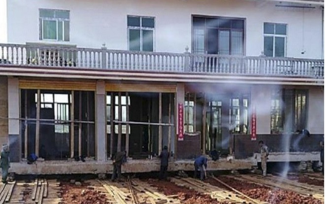 Không muốn phá dỡ, nông dân chi hơn 1 tỷ để 'kéo' nhà lùi vào 40m Ảnh 2