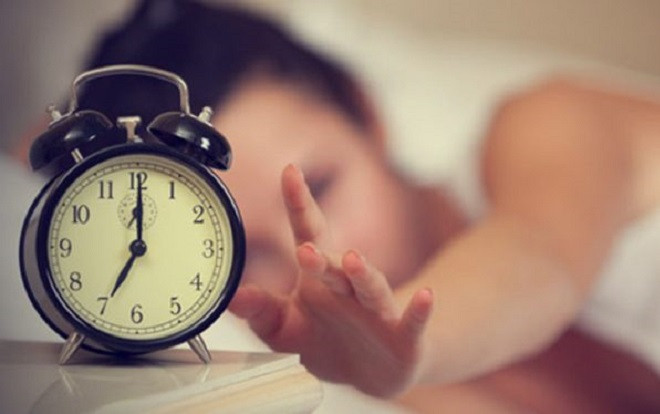 Trò chơi ác mộng của sinh viên: Ngủ thêm 5 phút thôi nhưng mở mắt ra đã đến giờ ăn trưa Ảnh 2