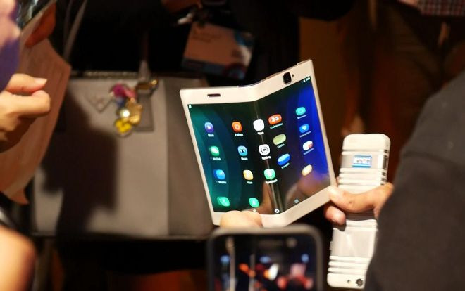 6 điều bạn không nên bỏ lỡ về chiếc iPhone có thể gập gọn của Apple Ảnh 2