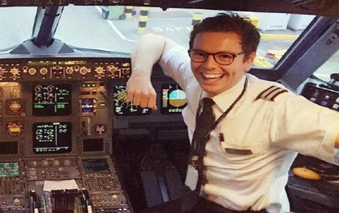 Chỗ ngồi ai cũng muốn tranh trên máy bay Ảnh 2