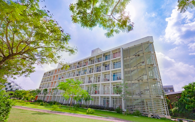 Cẩm nang mùa thi: Điểm danh trường đại học có mức học phí 'con nhà giàu' ở Việt Nam Ảnh 2