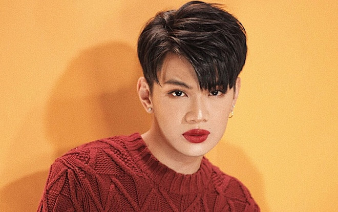 Đào Bá Lộc tự tin 'lăng xê' son đỏ tươi sau một thời gian kết thân với các tông trầm Ảnh 2