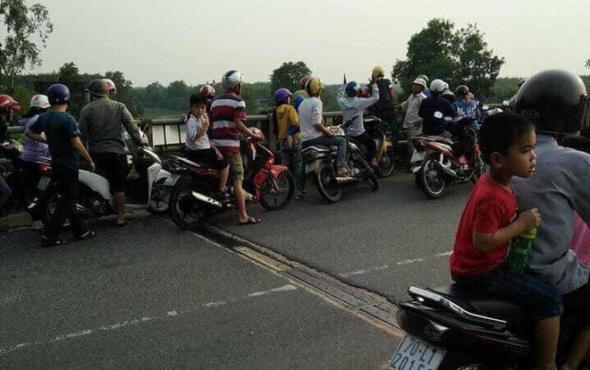 3 người lao mình xuống sông Sài Gòn cứu cô gái tự tử, một thanh niên chết đuối Ảnh 2