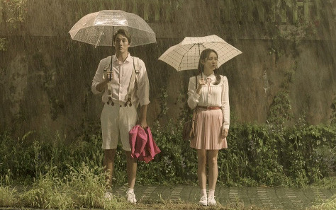 'Và em sẽ đến': So Ji Sub - Son Ye Jin cùng bản tình ca mát lành dưới màn mưa Ảnh 2