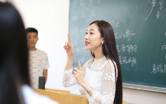 Tâm sự gây tranh cãi của cô giáo trẻ sau 5 năm đi dạy: 'Từng bị quấy rối tình dục, sử dụng bạo lực khi cần thiết' Ảnh 2