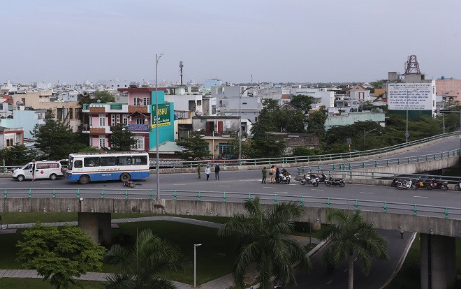 Va chạm với ô tô khách, người đàn ông đi xe máy tử vong thương tâm Ảnh 2
