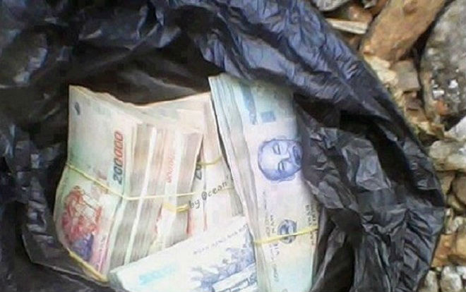 Thiếu tá quân đội nhặt được bọc tiền, tìm người đánh rơi Ảnh 2