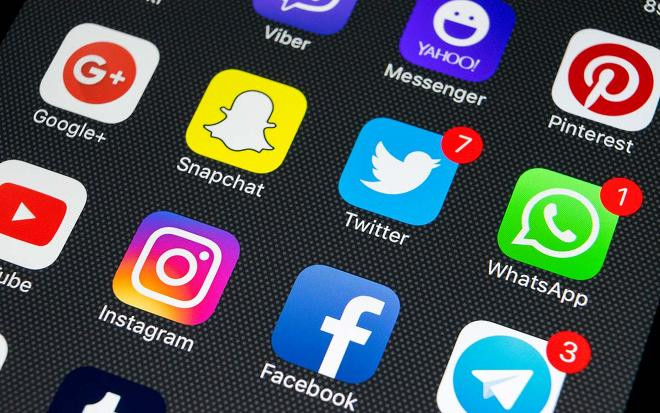 Sản phẩm miễn phí thì người dùng chính là sản phẩm: Facebook, Google, Apple hay Microsoft đều 'đáng sợ' như nhau mà thôi! Ảnh 2