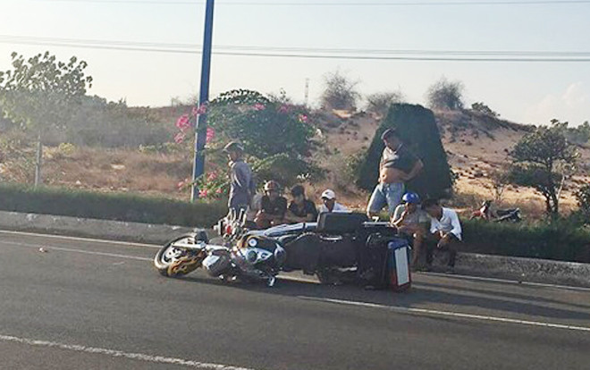 Mô tô khủng ngã lúc ôm cua, 1 người thiệt mạng Ảnh 2