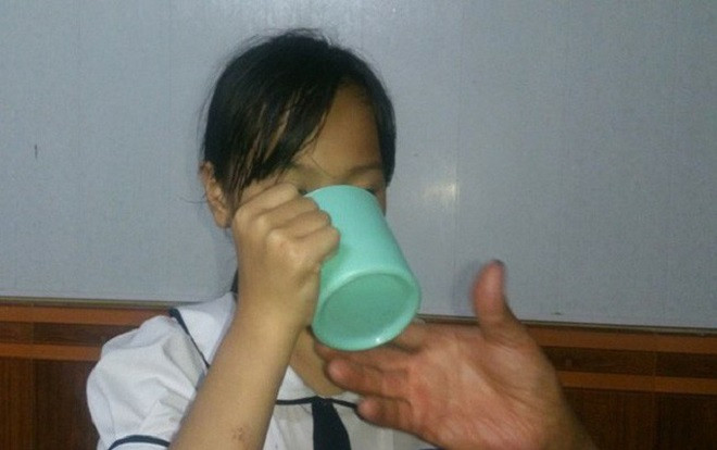 7 hình phạt khủng khiếp của giáo viên khiến học sinh và phụ huynh ám ảnh Ảnh 2