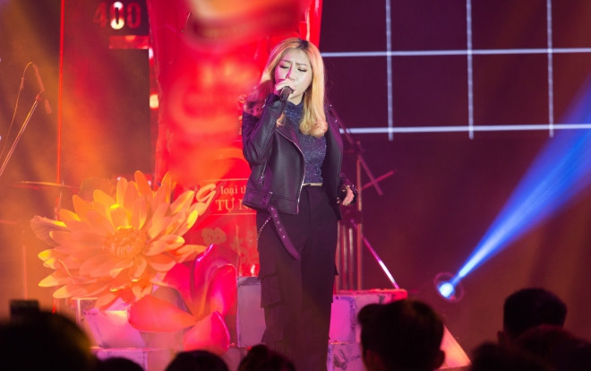 Clip: Vắng Karik, Orange vẫn live cực mượt hit 'Người lạ ơi' Ảnh 2