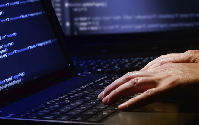 Sinh viên xâm nhập tài khoản thầy để lấy đề thi Ảnh 2