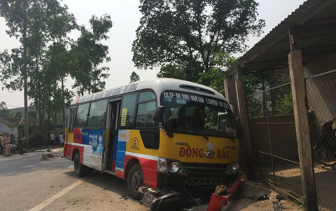 Khởi tố tài xế xe buýt va chạm với 2 xe máy khiến 5 người thương vong Ảnh 2