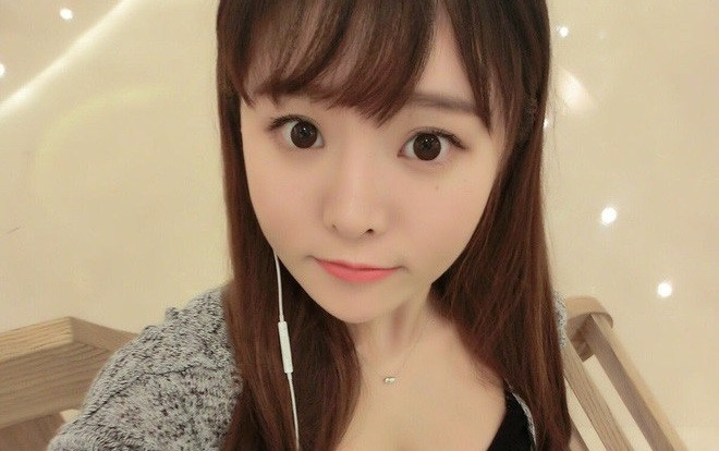 Bị người cũ 'đá' đã 2 năm có lẻ, bỗng một ngày đẹp trời cả dàn bạn trai cũ cùng nhắn tin xin quay lại Ảnh 2