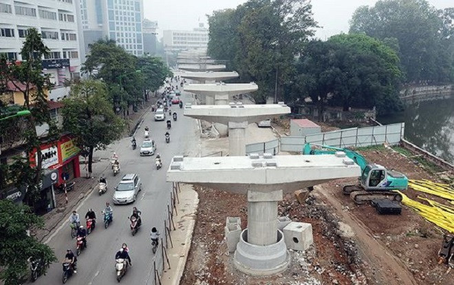 Cận cảnh tuyến đường sắt đô thị số 3 đội giá, triển khai ì ạch Ảnh 2