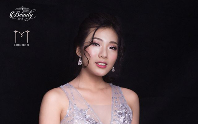 Tân Hoa khôi Báo chí tiết lộ bí kíp sở hữu chiều cao khủng và vòng ba 1m từng khiến dân mạng phát sốt Ảnh 2