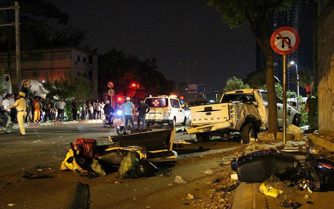 2 người thiệt mạng sau tai nạn kinh hoàng trên đường Nguyễn Hữu Cảnh Ảnh 2
