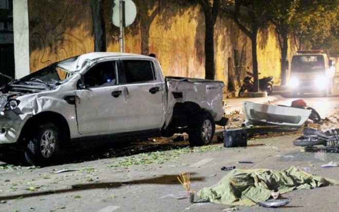 Chùm ảnh hiện trường vụ tai nạn kinh hoàng, người nằm la liệt trên đường Nguyễn Hữu Cảnh Ảnh 2