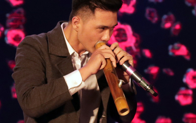 Màn beatbox bằng điếu cày độc đáo của sinh viên Kinh tế Quốc dân được hưởng ứng nhiệt tình Ảnh 2