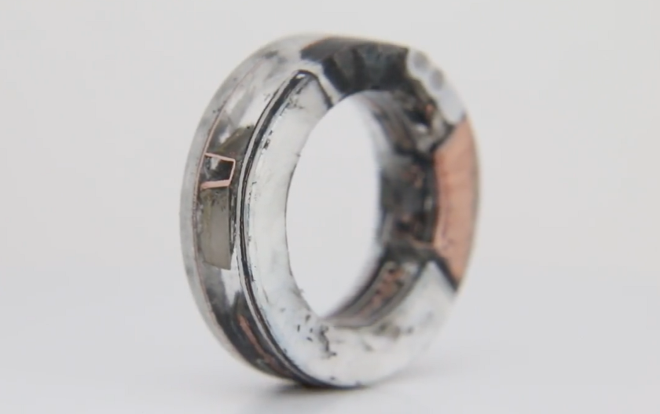 Mãn nhãn với màn chế tác nhẫn cực độc bằng iPhone 8 Ảnh 2