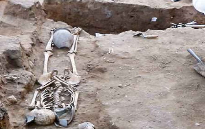 Bí ẩn hàng chục thi thể bị chôn vùi dưới bể bơi khách sạn Ảnh 2