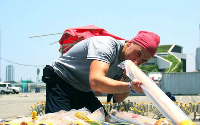 Trận địa pháo hoa, khán đài khổng lồ ở Đà Nẵng trước ngày khai hỏa Ảnh 2