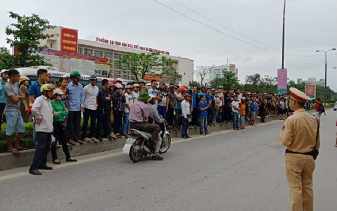 Đại học Hồng Đức phát hiện 12 sinh viên tham gia 'Hội Thánh Đức Chúa Trời' Ảnh 2