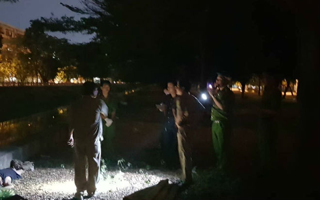 Người đàn ông chết bất thường bên bờ kênh sau khi nhậu với đám bạn Ảnh 2