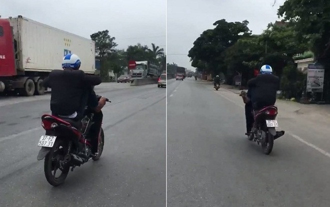 Hoảng hốt cảnh thanh niên tay sử dụng điện thoại, chân điều khiển xe máy trên đường Ảnh 2