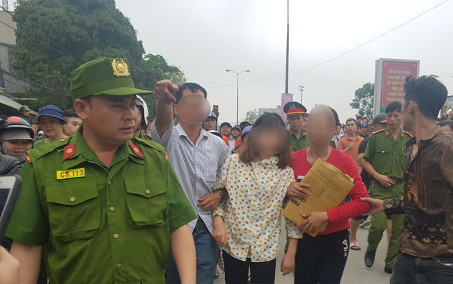 Lời kể của nam sinh sau khi gia nhập 'Hội Thánh Đức Chúa Trời': Nhìn cha mẹ, bàn thờ tổ tiên chỉ cảm giác thấy ma quỷ Ảnh 2