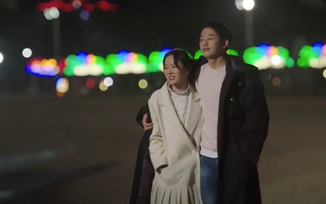 Mặc cho mẹ nổi cơn thịnh nộ, chị đẹp Son Ye Jin vẫn quyết tâm ở bên Jung Hae In không rời Ảnh 2