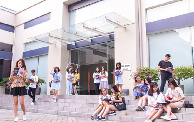 ĐH Thăng Long: Trường ĐH đẹp nhất Hà Nội sang - xịn đến mức nào? Ảnh 2