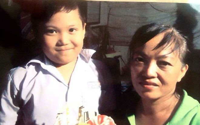 Theo mẹ đến công viên chơi, bé trai 8 tuổi mất tích bí ẩn Ảnh 2