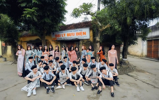 Hoài niệm với bộ ảnh kỷ yếu phong cách 'Cô Ba Sài Gòn' của teen Thanh Hóa Ảnh 2