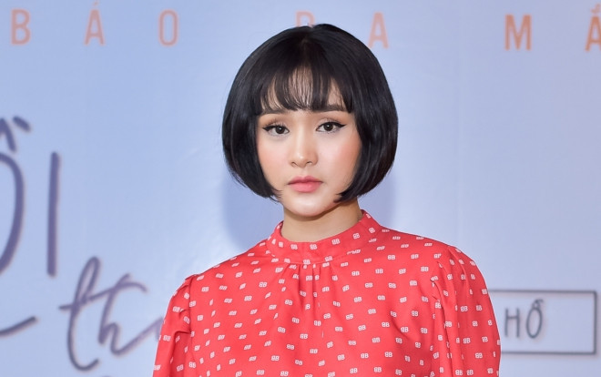 Giữa 'bão' Noo - Sơn Tùng, Hiền Hồ mạnh dạn trở lại với ca khúc tự chắp bút Ảnh 2