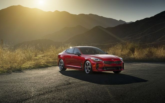 'Xế hộp' Kia Stinger 2018 giá 725 triệu đồng đoạt danh hiệu thiết kế đẹp nhất thế giới Ảnh 2