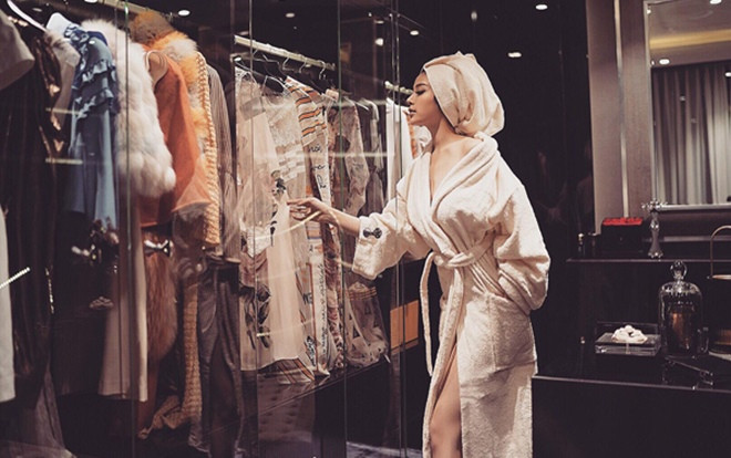 Huyền Baby sở hữu tủ hàng hiệu tiền tỷ, chứng tỏ đẳng cấp của vợ đại gia Ảnh 2