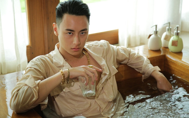 Đâu là lý do 'hoàng tử' Rocker Nguyễn phá nát hình tượng gây dựng nhiều năm? Ảnh 2