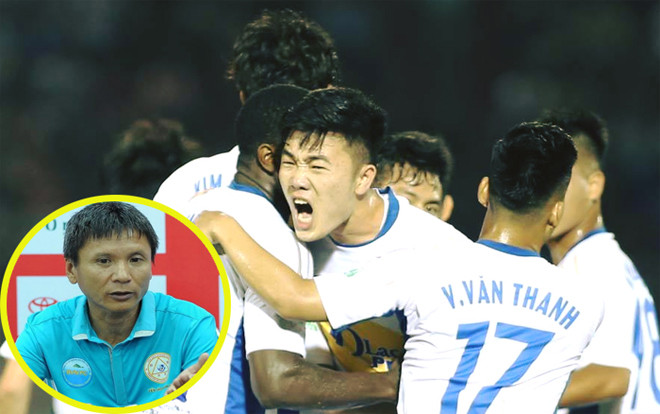 HLV S.Khánh Hòa: Quân của bầu Đức sỉ nhục Zarour bằng tiếng Anh Ảnh 2