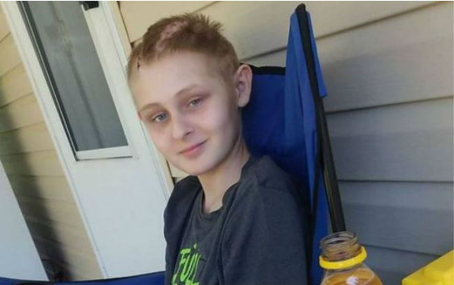 Cha mẹ ký xong giấy hiến tạng, bé trai bất ngờ tỉnh dậy Ảnh 2