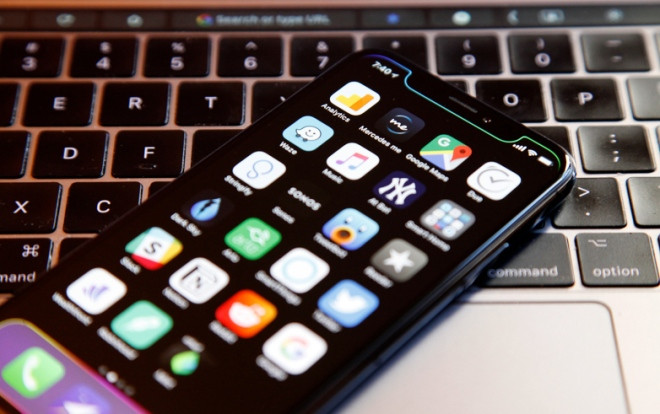 iPhone trong tương lai sẽ tiếp tục có 'tai thỏ', fan Táo chắn chắn sẽ rất buồn Ảnh 2