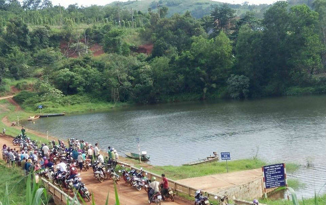 6 học sinh rủ nhau ra hồ nước chơi, 4 em chết đuối thương tâm Ảnh 2