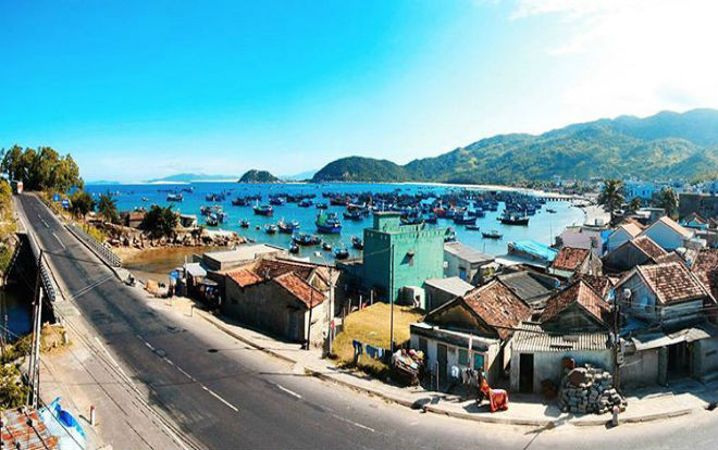 Vịnh Vũng Rô - thiên đường nơi xứ Nẫu đẹp 'rung rinh con tim' Ảnh 2